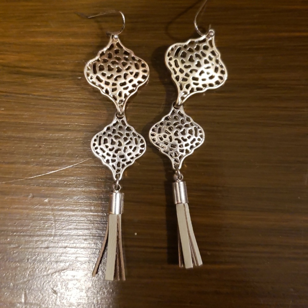Stella & Dot earrings